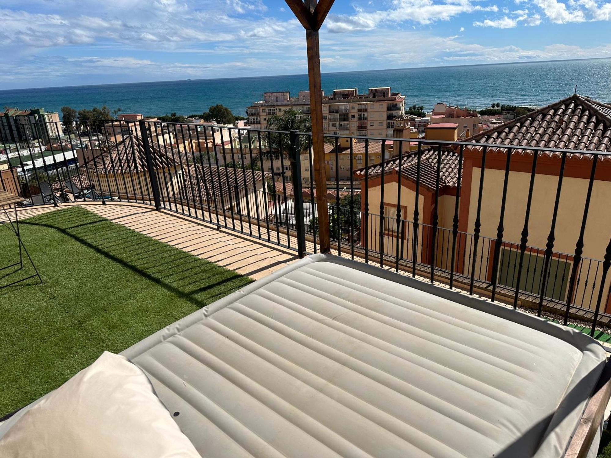 Rooms In Seafront Villa Málaga Exterior foto
